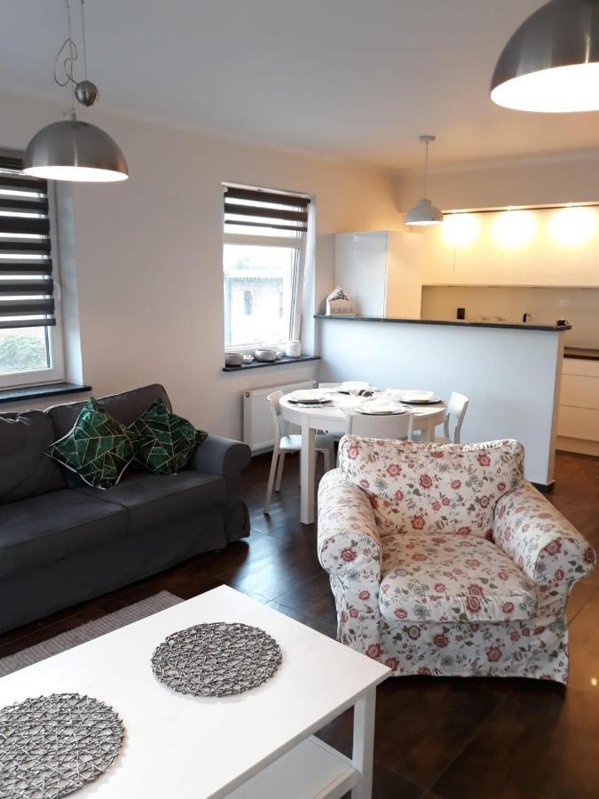 Appartamento Przy Centrum Jelenia Góra Esterno foto