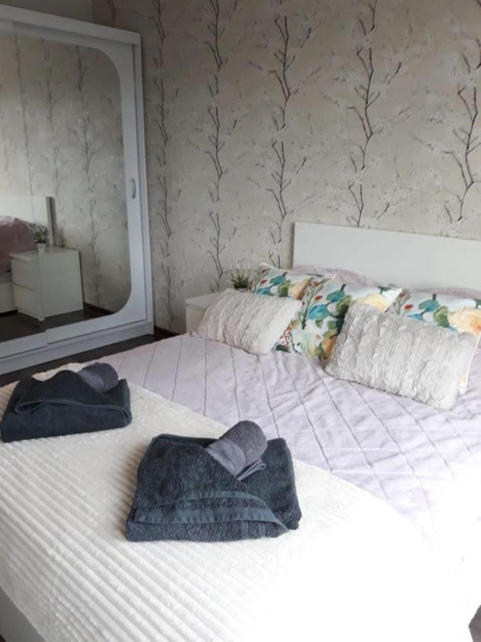 Appartamento Przy Centrum Jelenia Góra Esterno foto